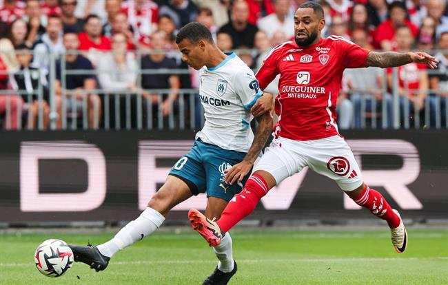 HLV Roberto De Zerbi ngợi khen Mason Greenwood sau màn ra mắt hoàn hảo