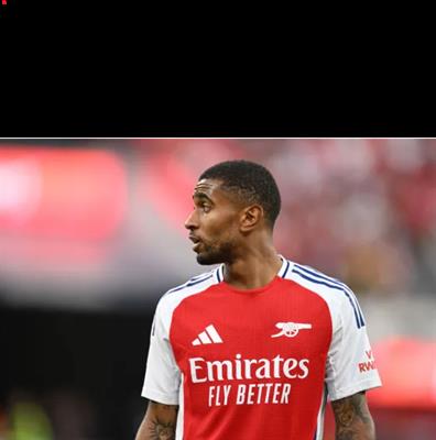 Arsenal chỉ mua thêm cầu thủ chạy cánh với một điều kiện