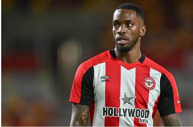Brentford dong ban Ivan Toney 