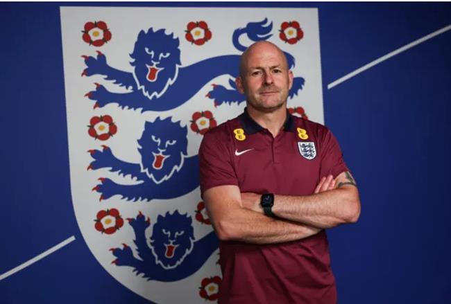 HLV tạm quyền Lee Carsley HLV tam quyen Lee Carsley