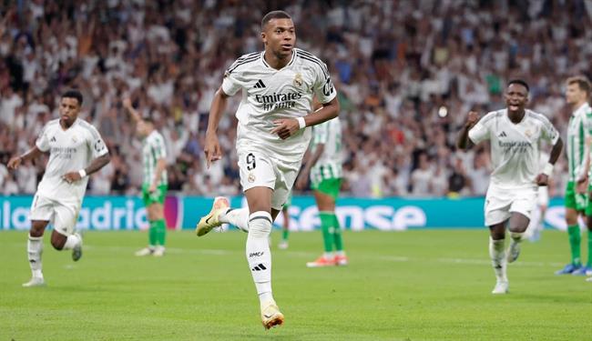 Kylian Mbappe hài lòng dù khởi đầu chậm chạp ở Real Madrid
