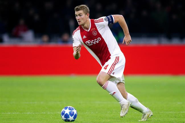 Matthijs de Ligt thi dau cho Ajax