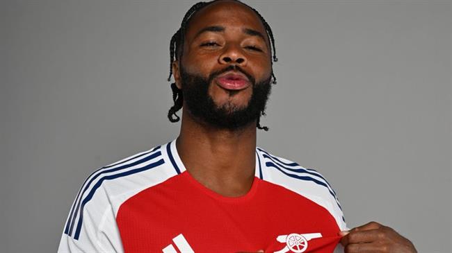 Sergio Aguero chia sẻ vụ Raheem Sterling tới Arsenal Sergio Aguero chia se vu Raheem Sterling toi Arsenal