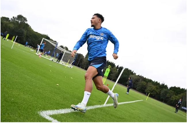 Enzo Maresca chia sẻ về Jadon Sancho Enzo Maresca chia se ve Jadon Sancho