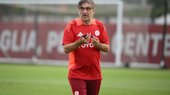 Tan HLV Ivan Juric cua AS Roma