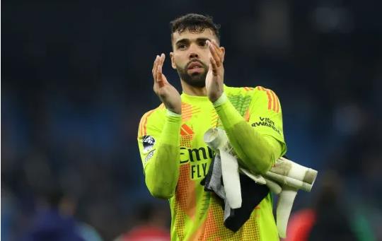  David Raya choi tuyet hay truoc Man City.