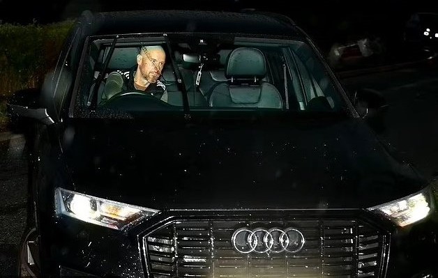 Erik ten Hag tạm thời an toàn sau trận thua đậm Tottenham 1 Erik ten Hag tạm thời an toàn sau trận thua đậm Tottenham 1