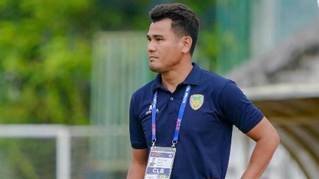 Cựu tuyển thủ Việt Nam mất chức ở đội hạng Nhất