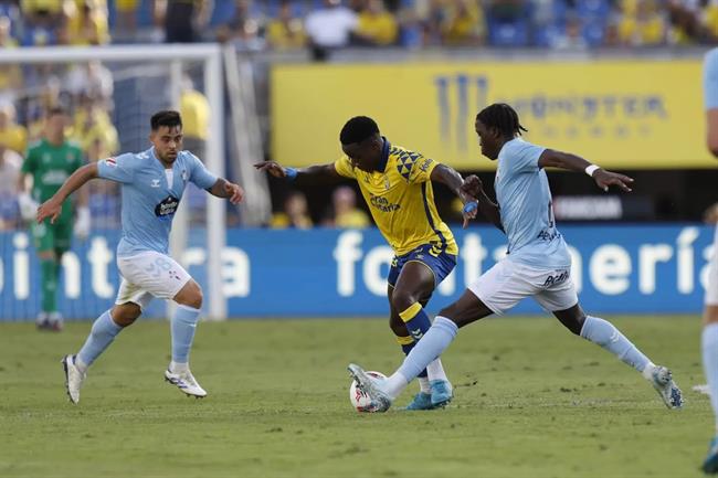 Nhận định Valencia vs Las Palmas (02h00 ngày 2210) Đáy bảng đụng độ 2