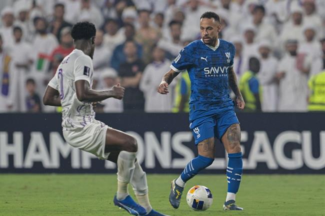 Neymar tái xuất sân cỏ trong trận đấu 9 bàn thắng