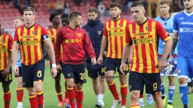 Nhận định Lecce vs Hellas Verona (00h30 ngày 3010) Khó chặn chuỗi thua 1