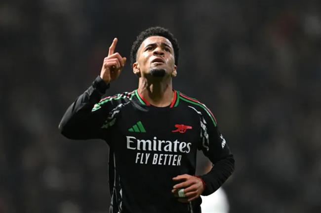 HLV Mikel Arteta da len tieng khen ngoi Ethan Nwaneri 