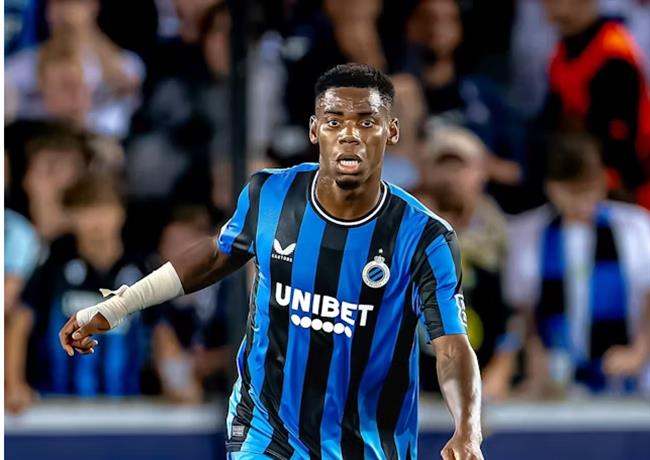 Club Brugge và Aston Villa Giao锋 Khó Khăn Trờ Chờ Đội Khách