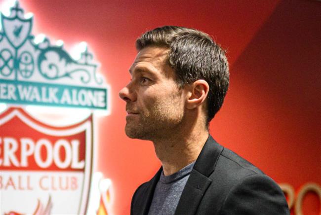 Xabi Alonso ca ngợi Liverpool sau trận thua đậm