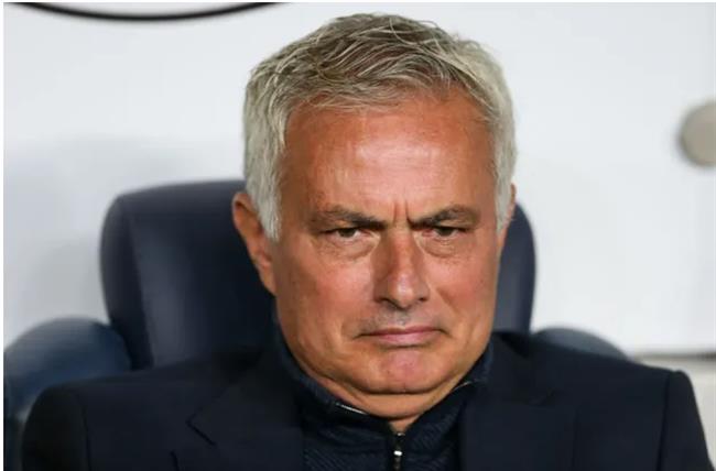 Jose Mourinho muon tro lai Premier League trong tuong lai gan/