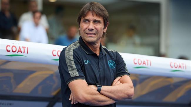 Chủ tịch Napoli phủ nhận khả năng Conte từ chức 1