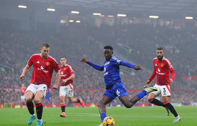 Matthijs de Ligt ngợi khen hai đồng đội sau trận thắng Leicester 1