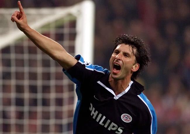 Luc Nilis duoc Ro beo chon la dong doi tuyet voi nhat.