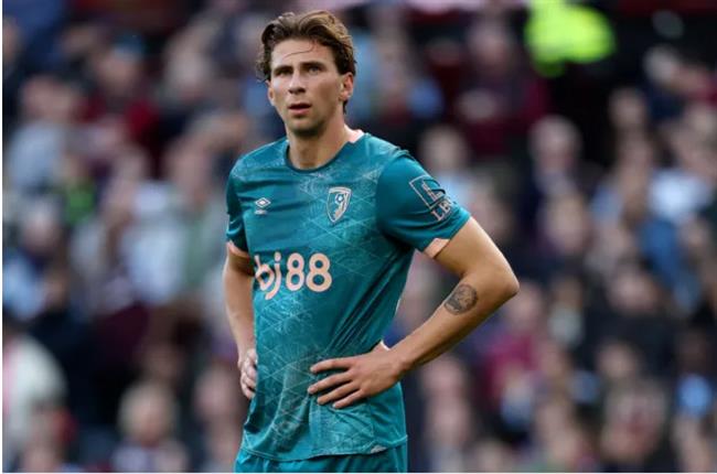 Chelsea quan tam Illia Zabarnyi cua AFC Bournemouth.