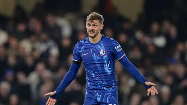 Chelsea có thể bán Kiernan Dewsbury-Hall ngay tháng Một