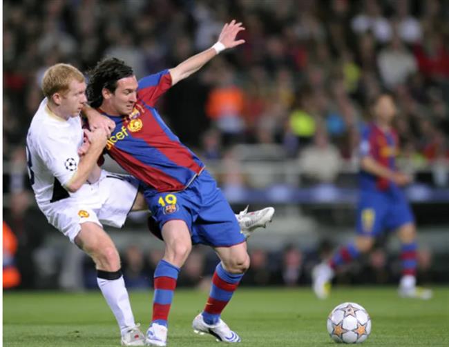 Lionel Messi la mot trong nhung doi thu kho khan nhat cua Paul Scholes