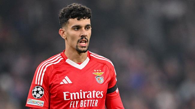 Man United nhắm trung vệ Araujo của Benfica