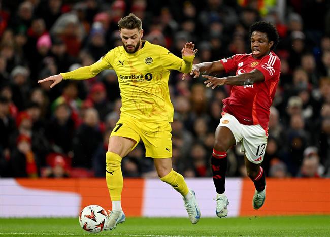 Tyrell Malacia chính thức trở lại đội hình MU sau 550 ngày 1