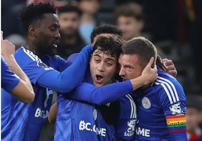 Nhận định Leicester vs Brighton (21h00 ngày 812) Hiệu ứng Ruud van Nistelrooy 1