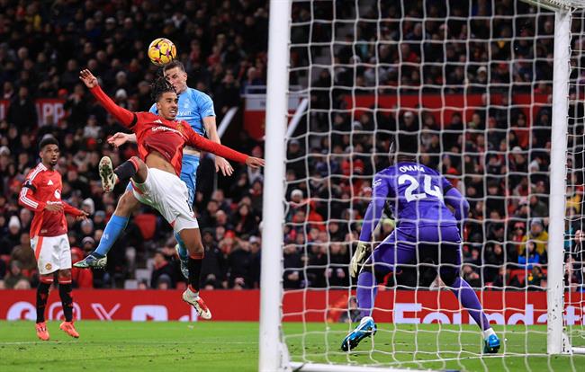 VIDEO Ruben Amorim không bất ngờ về khởi đầu tệ hại và lên tiếng về khả năng phòng ngự phạt góc của MU 1