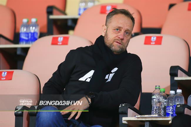 Cơ hội cuối cùng để HLV Polking đem danh hiệu về CAHN