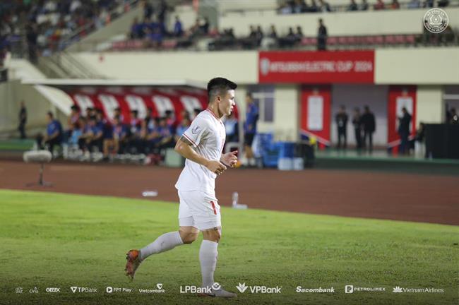 ĐT Việt Nam và khác biệt mang tên Nguyễn Quang Hải 2