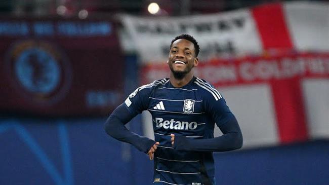 Jhon Duran tiếp tục ghi bàn sau khi vào sân thay người. Jhon Duran tiep tuc ghi ban sau khi vao san thay nguoi.