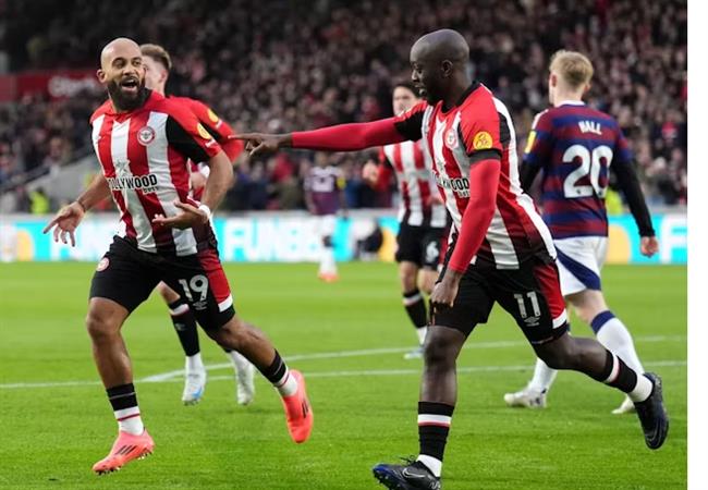 Nhận định Newcastle vs Brentford (2h45 ngày 1912) Nỗi sợ sân khách 2