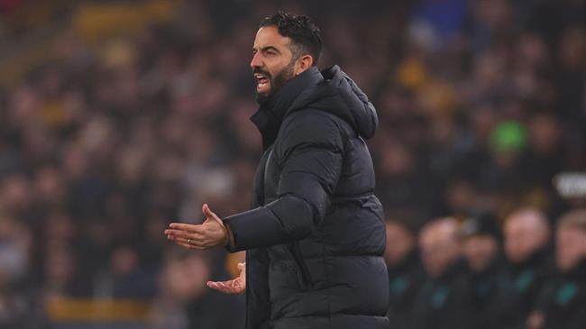 HLV Wolves khuyên MU cho Amorim thêm thời gian HLV Wolves khuyen MU cho Amorim them thoi gian