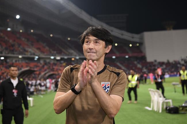 HLV Masatada Ishii lo ngại vấn đề chấn thương của ĐT Thái Lan