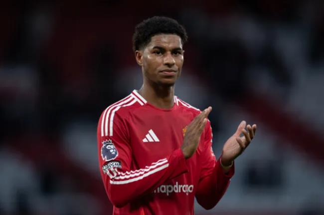 Marcus Rashford đang gặp khó khăn ở MU. Marcus Rashford dang gap kho khan o MU.