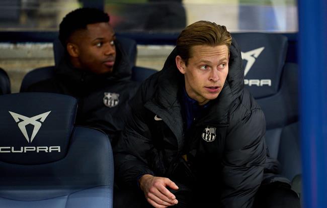 Frenkie de Jong lên tiếng về khả năng rời Barca