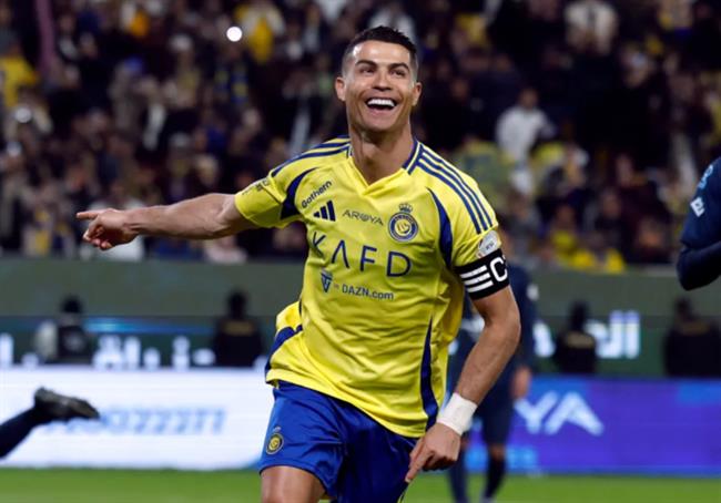 Ronaldo lại tạo cột mốc vĩ đại trên đất Saudi Arabia