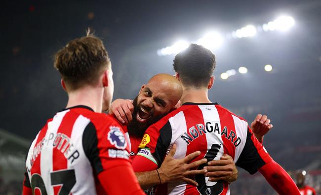 Pep Guardiola không hài lòng với một điều ở Man City 1