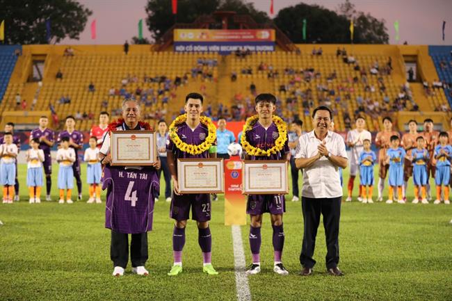 Sao trẻ Bình Dương muốn thành công như Tiến Linh