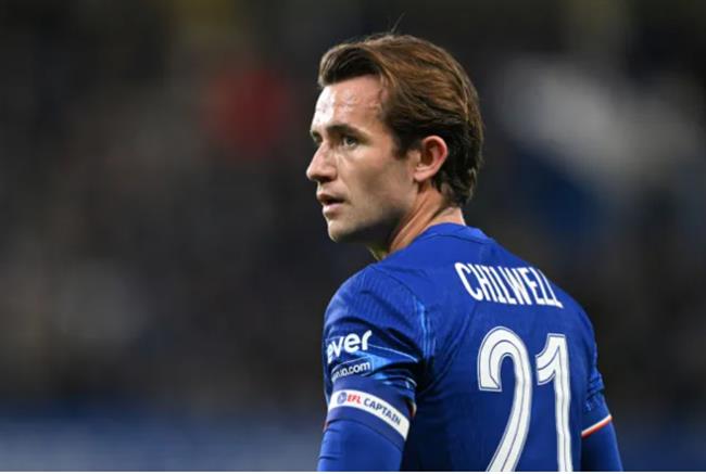 Ben Chilwell khong duoc trong dung o Chelsea.