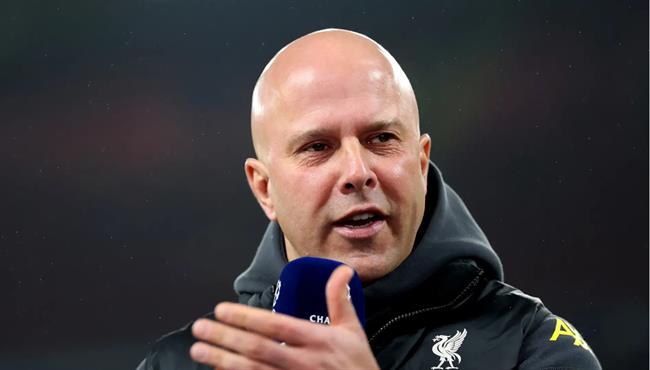 Arne Slot không coi ngôi đầu bảng là lợi thế lớn của Liverpool