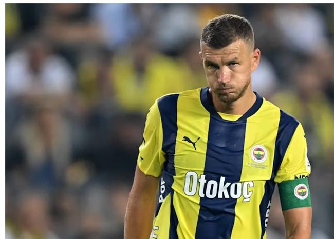 Nhận định Fenerbahce vs Lyon (0h45 ngày 241) Chờ tài Jose Mourinho 1