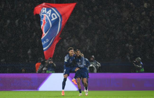 Đẩy Man City vào cửa tử, PSG thắp sáng cơ hội đi tiếp ở Champions League 4