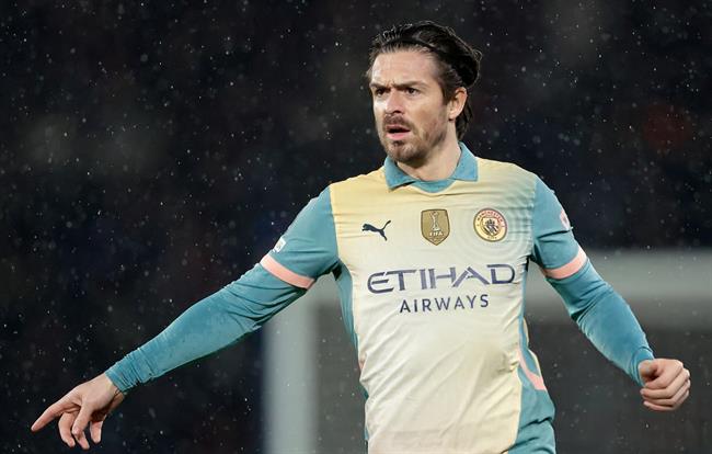 Pep Guardiola chỉ ra vấn đề với Jack Grealish mùa này 1