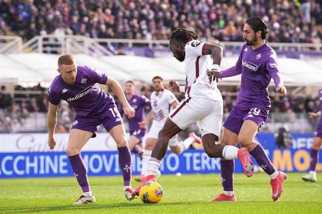 Nhận định Lazio vs Fiorentina (02h45 ngày 271) Kịch chiến tại Olimpico 2