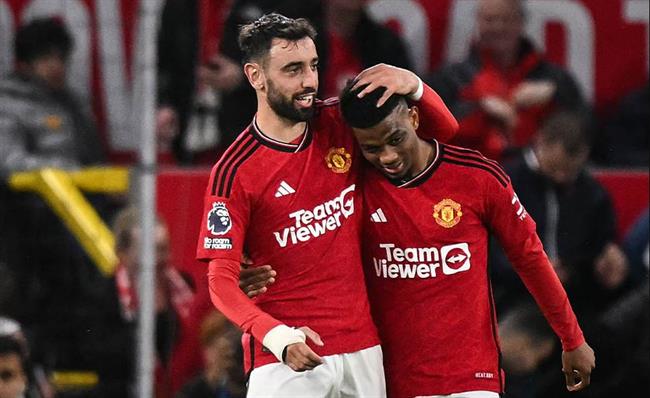 Đội hình xuất phát Man United vs Crystal Palace: Bruno Fernandes số 9 ảo