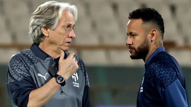 Neymar tức điên với HLV Jorge Jesus của Al-Hilal