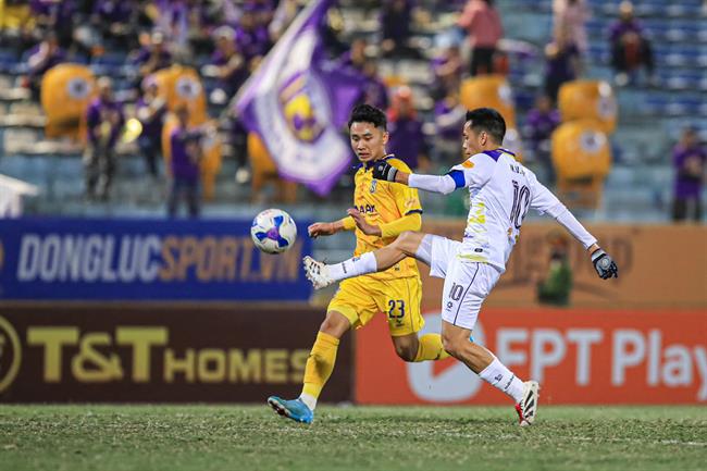 Rộ tin Văn Quyết ký hợp đồng đặc biệt với CLB Hà Nội