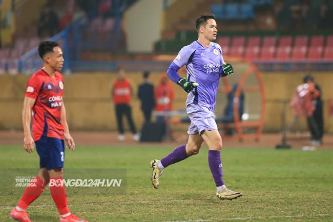 Nguyễn Filip nhắn nhủ NHM CAHN trước thềm đại chiến Hà Nội FC 1